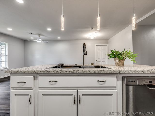 210 N Seminole Avenue, Bartlesville, OK 74003