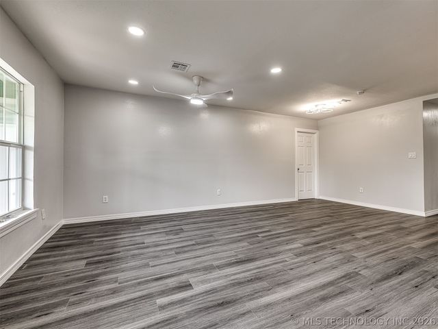 210 N Seminole Avenue, Bartlesville, OK 74003