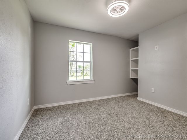 210 N Seminole Avenue, Bartlesville, OK 74003