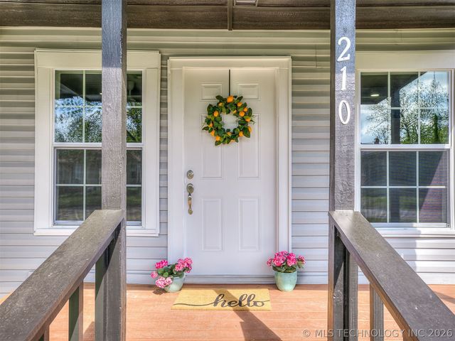 210 N Seminole Avenue, Bartlesville, OK 74003