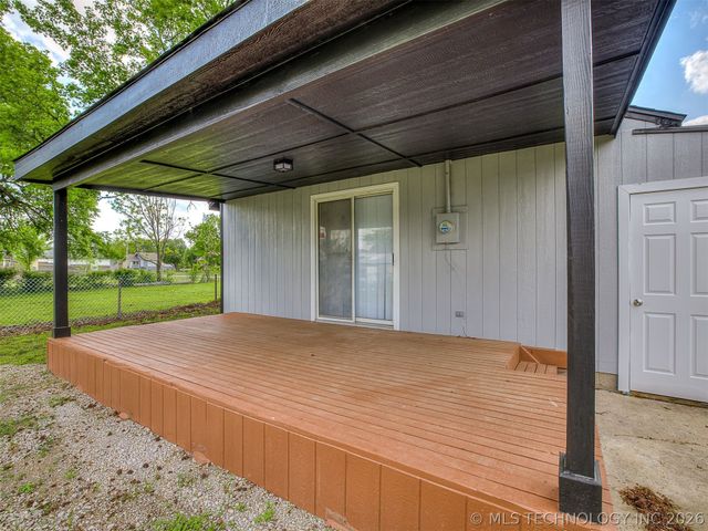 210 N Seminole Avenue, Bartlesville, OK 74003