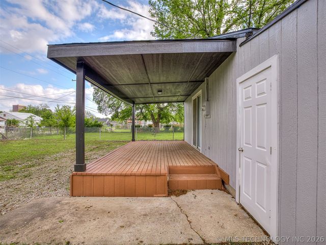 210 N Seminole Avenue, Bartlesville, OK 74003