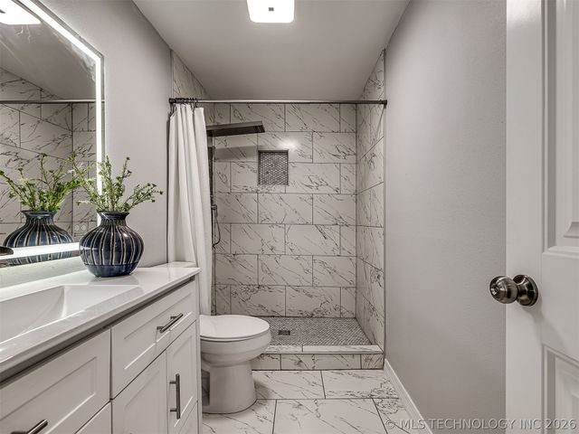 210 N Seminole Avenue, Bartlesville, OK 74003
