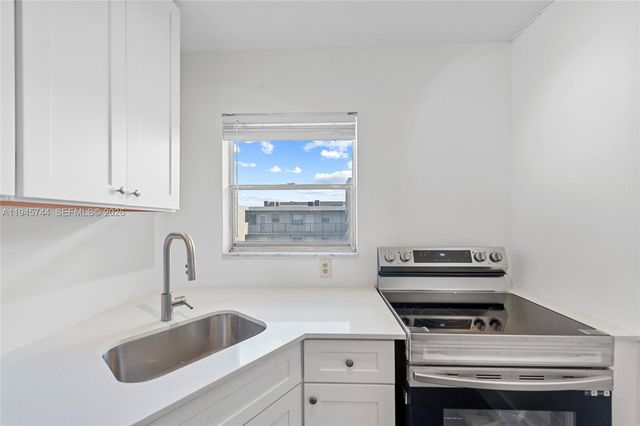 1750 Jefferson St 510, Hollywood, FL 33020