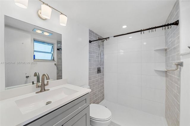 1750 Jefferson St 510, Hollywood, FL 33020