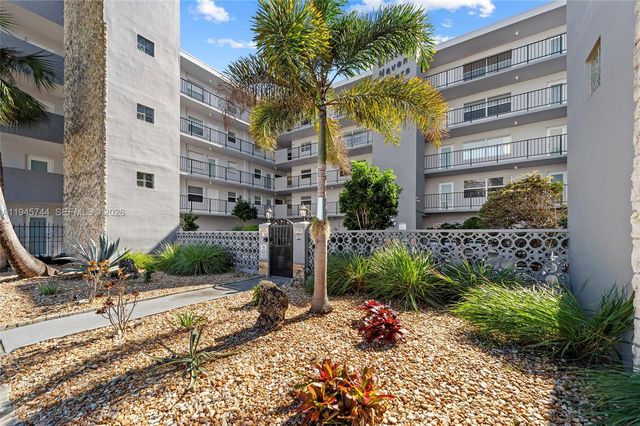 1750 Jefferson St 510, Hollywood, FL 33020