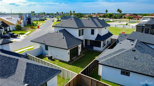 2700 E Giorgio Drive, Edinburg, TX 78542