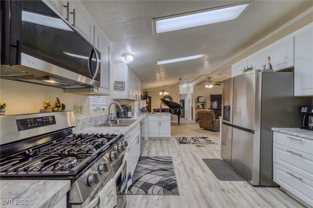 1671 Esquina Street, Laughlin, NV 89029