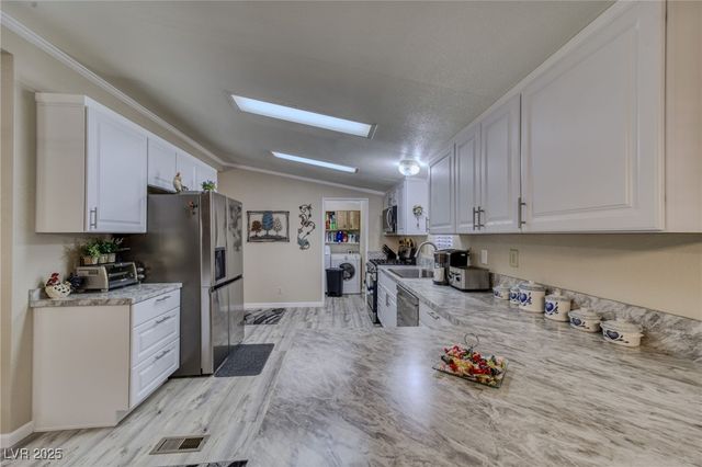 1671 Esquina Street, Laughlin, NV 89029