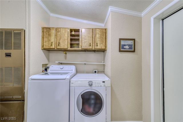 1671 Esquina Street, Laughlin, NV 89029