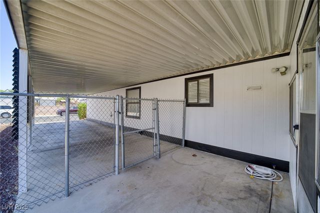 1671 Esquina Street, Laughlin, NV 89029