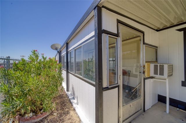 1671 Esquina Street, Laughlin, NV 89029