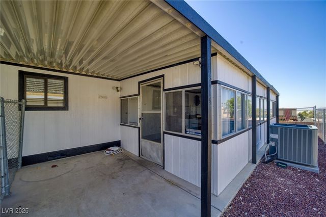 1671 Esquina Street, Laughlin, NV 89029