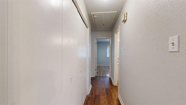 412 University Oaks Boulevard, College Station, TX 77840