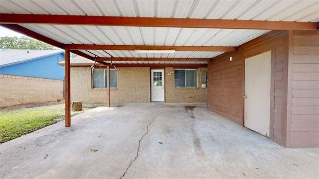 412 University Oaks Boulevard, College Station, TX 77840