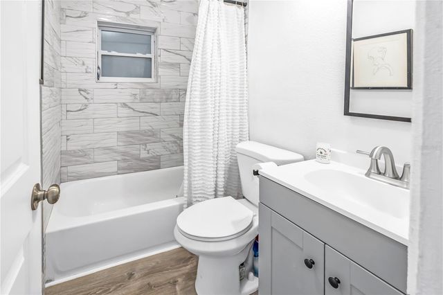 2444 32ND AVENUE N, St Petersburg, FL 33713