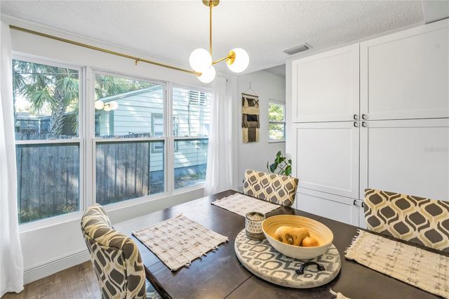 2444 32ND AVENUE N, St Petersburg, FL 33713