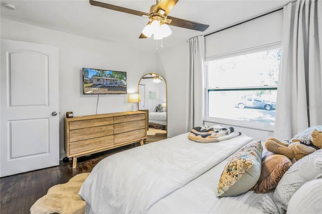 2444 32ND AVENUE N, St Petersburg, FL 33713