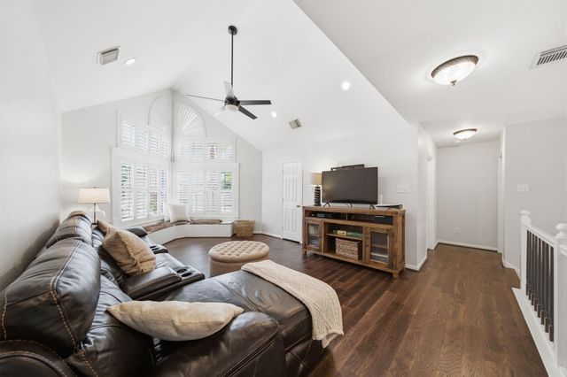 2211 Crimson Cove Court, League City, TX 77573