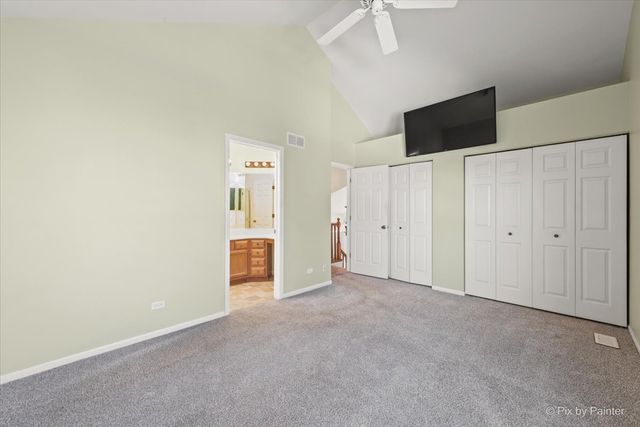 353 Juniper Lane, South Elgin, IL 60177