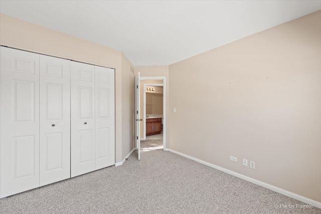 353 Juniper Lane, South Elgin, IL 60177