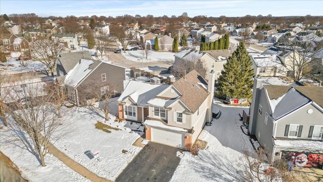 353 Juniper Lane, South Elgin, IL 60177