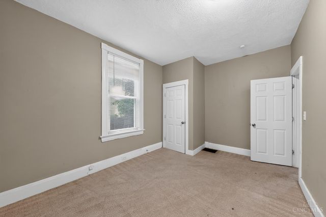 1825 Elm Ave, Norwood, OH 45212