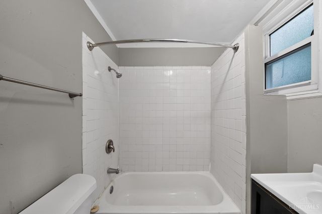 1825 Elm Ave, Norwood, OH 45212