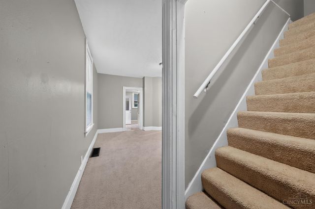 1825 Elm Ave, Norwood, OH 45212