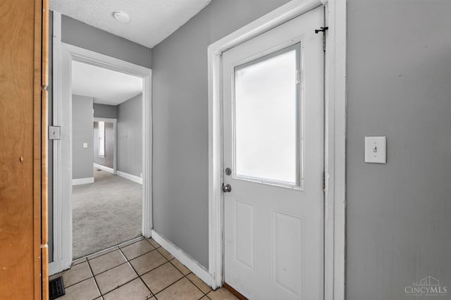 1825 Elm Ave, Norwood, OH 45212