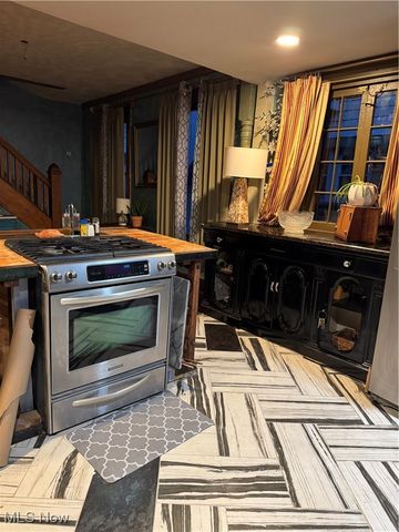 450 Washington Avenue, Lorain, OH 44052