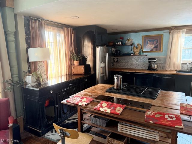 450 Washington Avenue, Lorain, OH 44052