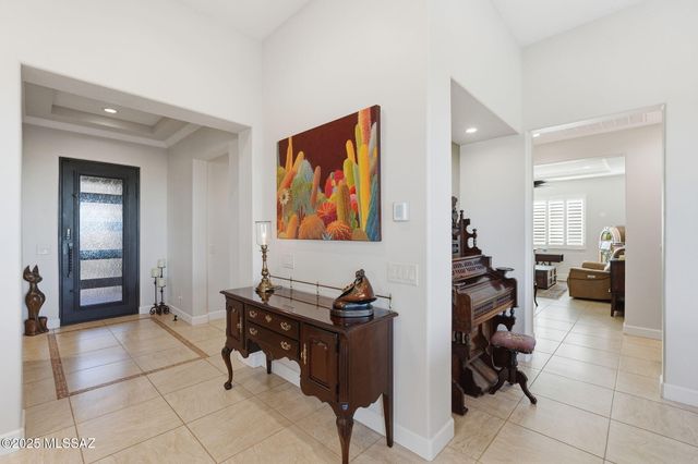 2443 E Copper Valley Way, Green Valley, AZ 85614