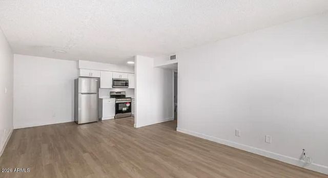 2615 E GREENWAY Road 20, Phoenix, AZ 85032