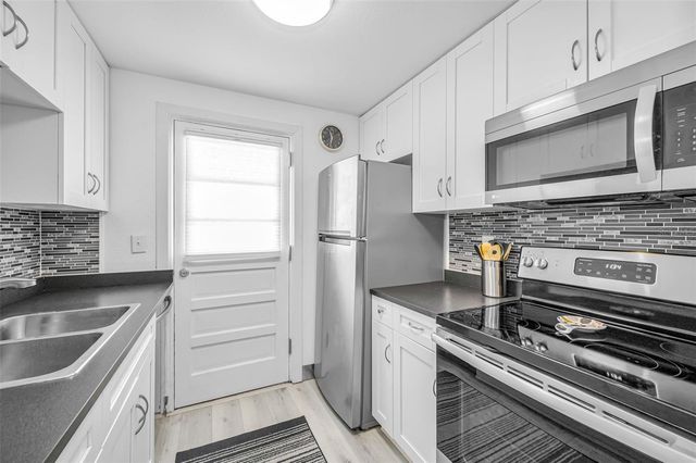 2 N FERNWOOD AVENUE 25, Clearwater, FL 33765