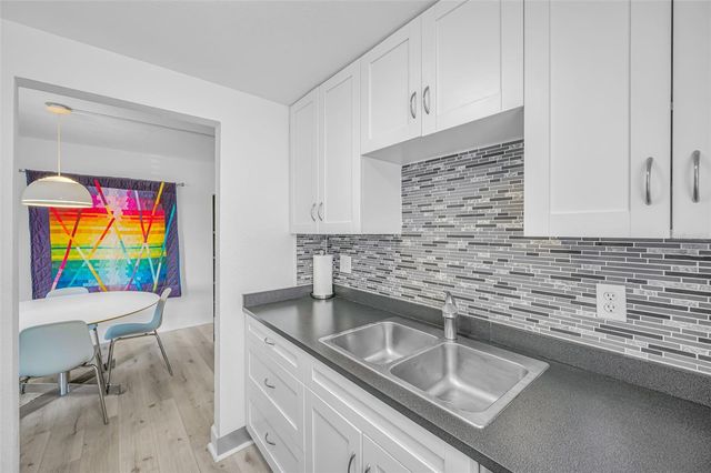 2 N FERNWOOD AVENUE 25, Clearwater, FL 33765