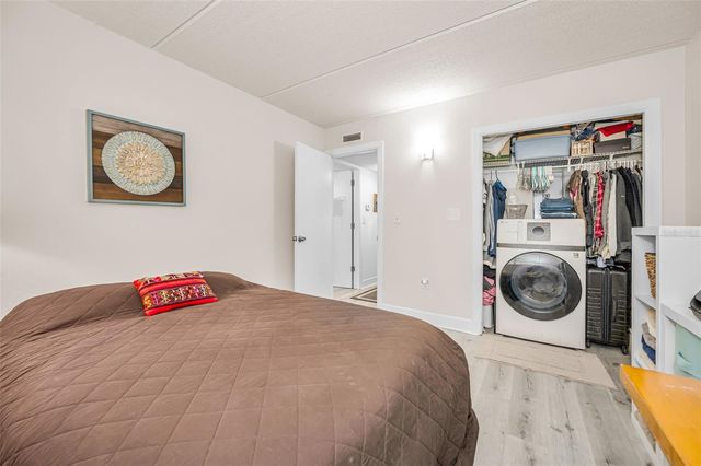 2 N FERNWOOD AVENUE 25, Clearwater, FL 33765