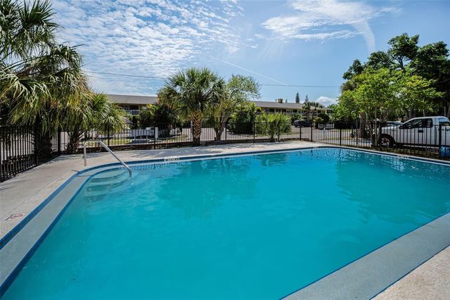 2 N FERNWOOD AVENUE 25, Clearwater, FL 33765