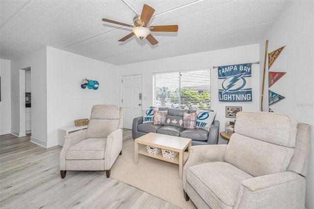 2 N FERNWOOD AVENUE 25, Clearwater, FL 33765