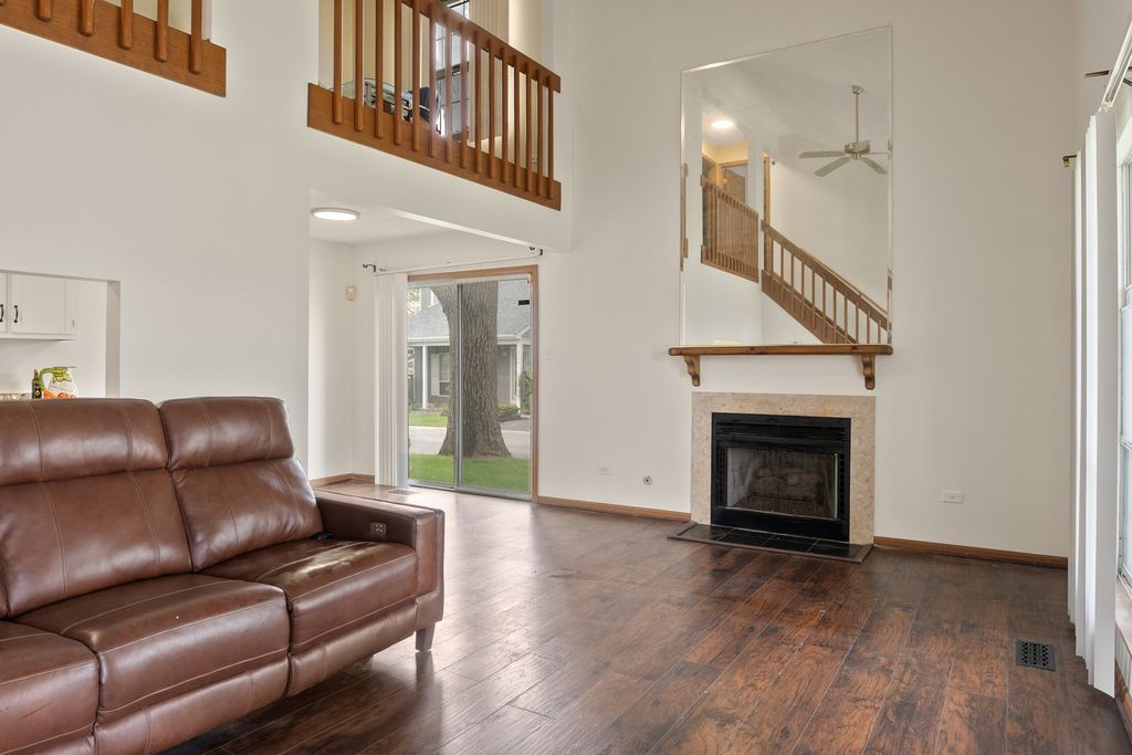 19401 Hickory Place, Country Club Hills, IL 60478 — photo 2