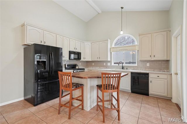 710 Longfellow Circle, O'fallon, MO 63366