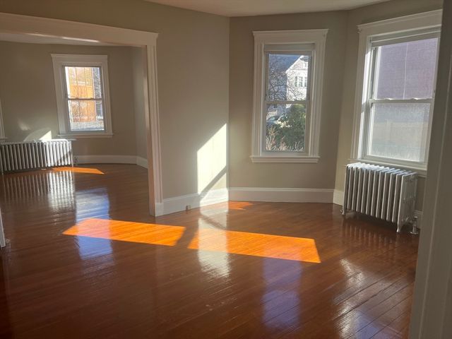 25 Bradwood St 1, Boston, MA 02131