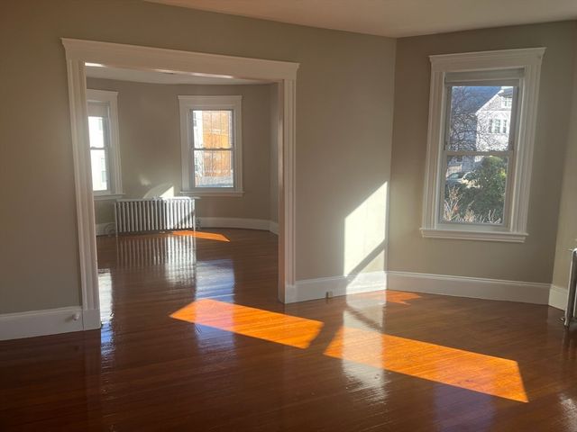 25 Bradwood St 1, Boston, MA 02131