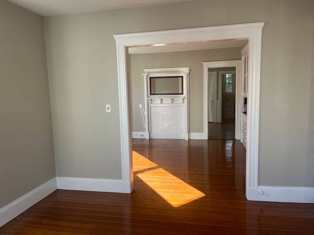 25 Bradwood St 1, Boston, MA 02131