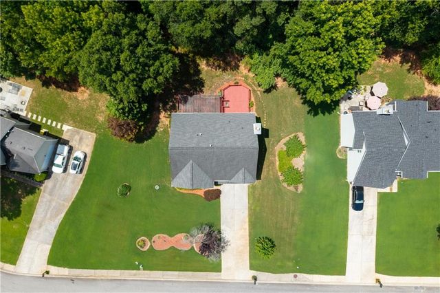 1835 Winding Crossing Trail, Fairburn, GA 30213