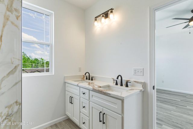 97 Tanner Rd, Hodgenville, KY 42748