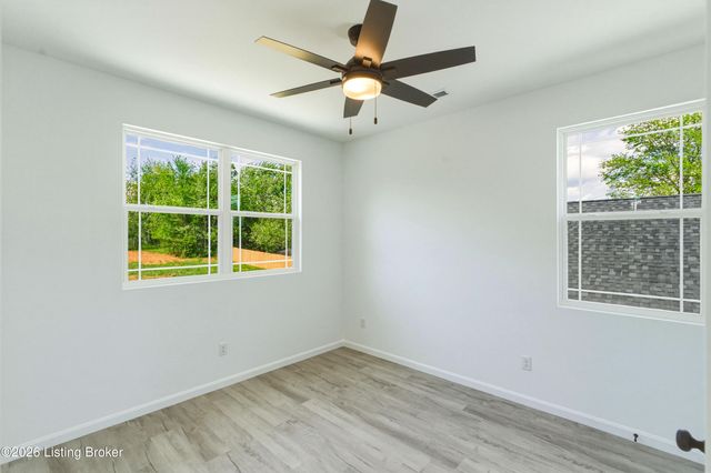 97 Tanner Rd, Hodgenville, KY 42748