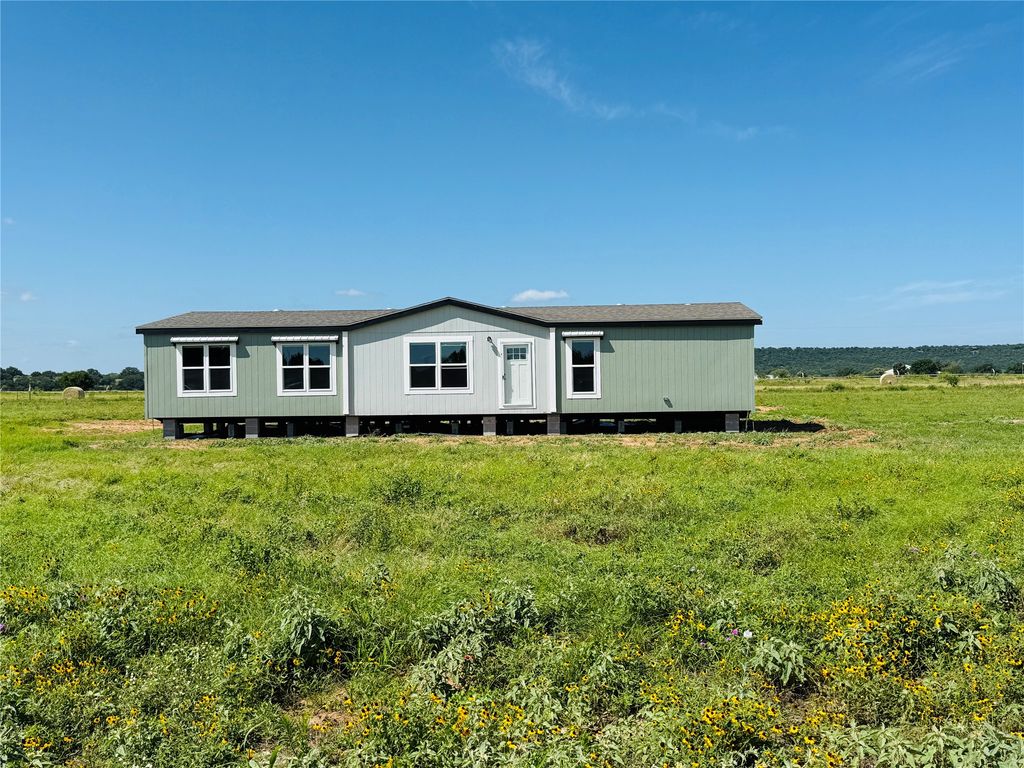 51 Kenzi Drive, Mineral Wells, TX 76067