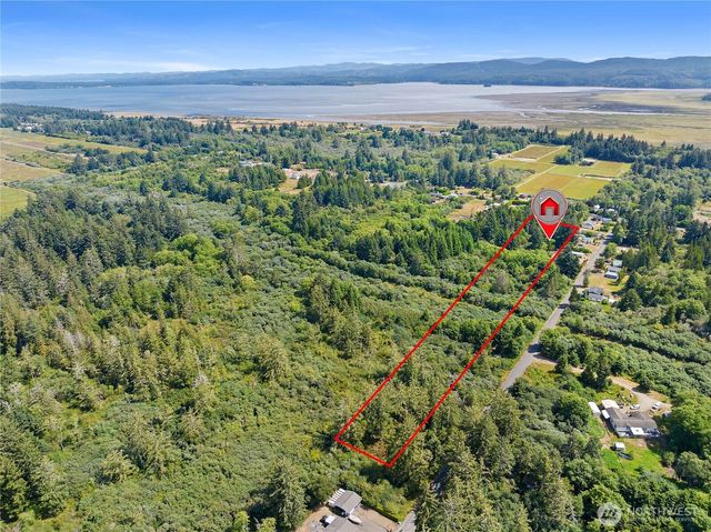 10205 Sandridge Road, Long Beach, WA 98631