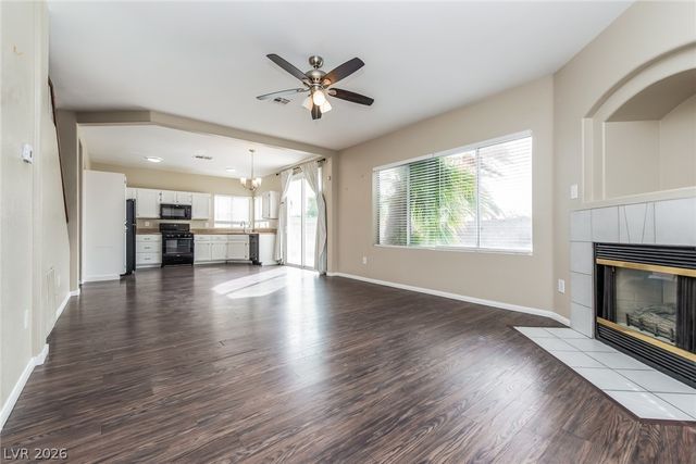 1605 Knoll Heights Court, North Las Vegas, NV 89032